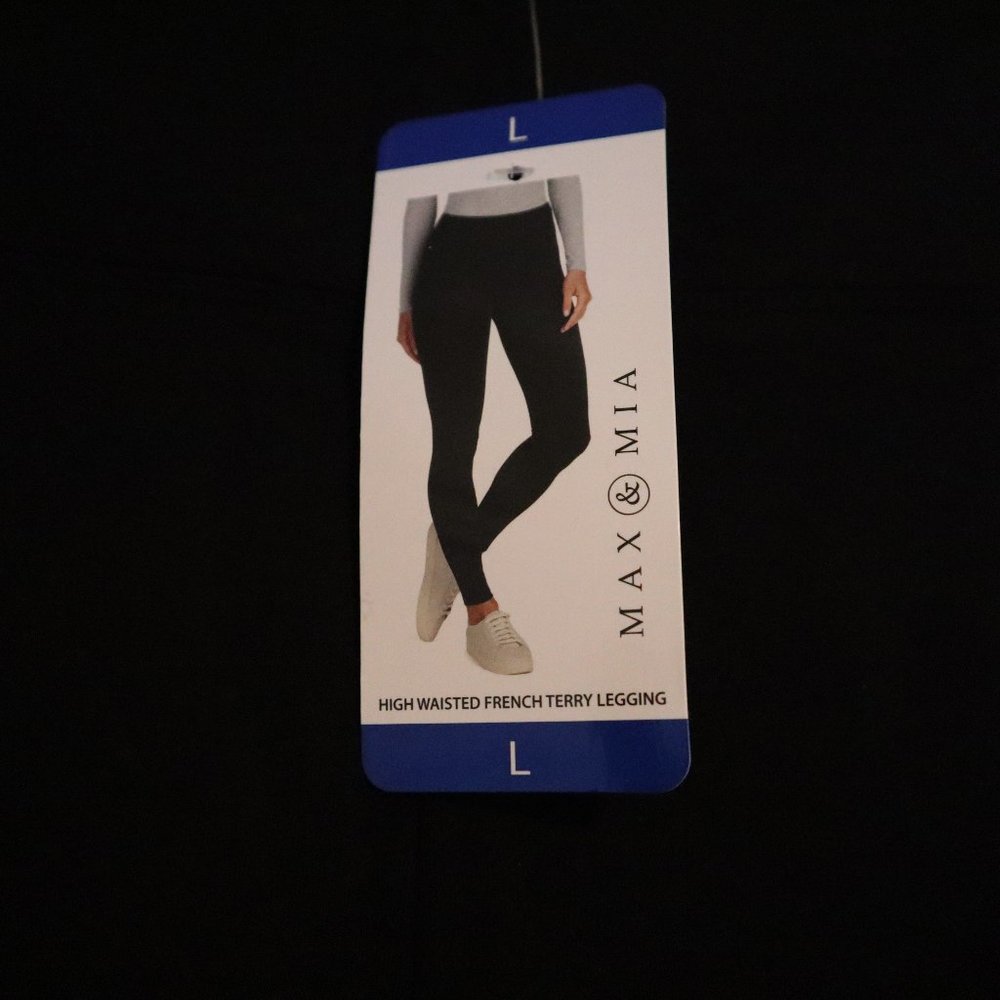 NWT Womens- Large- Max & Mia Black - Leggings